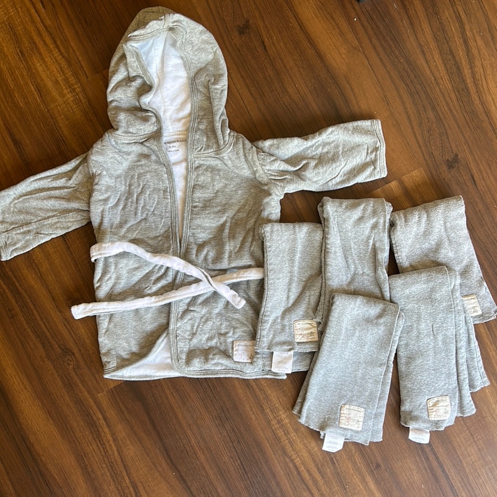 SOLD Burt’s Bees Robe & Burp Cloth Bundle